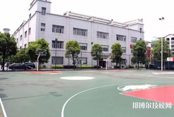 文山衛(wèi)生學(xué)校2023年報名條件、招生要求、招生對象