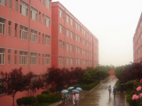 咸陽理工職業(yè)專修學(xué)院2023年學(xué)費是多少