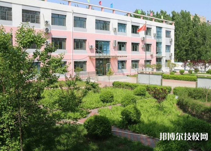 麗江民族中等專業(yè)學(xué)校2022年學(xué)費(fèi)、收費(fèi)多少