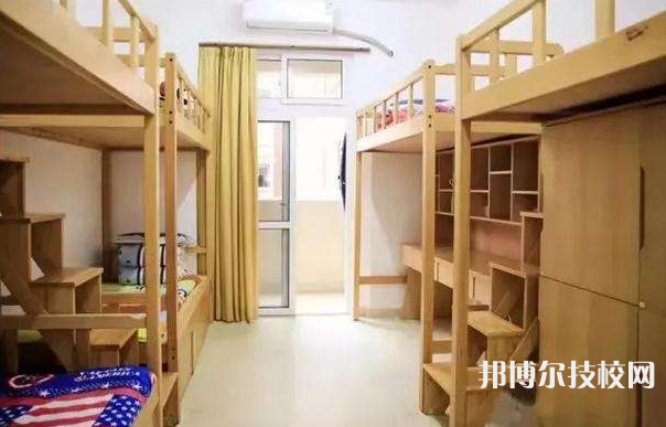 文山州財貿(mào)學(xué)校2023宿舍條件