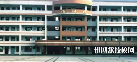 武勝萬善職業(yè)中學2022年招生簡章