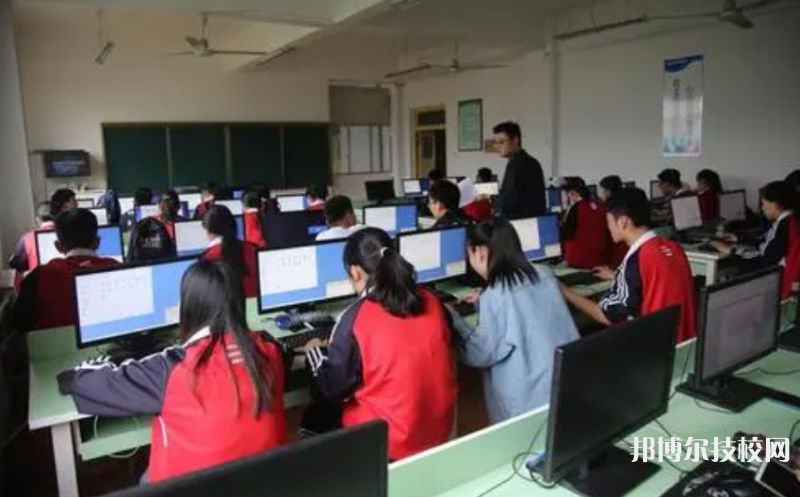 金臺區(qū)職業(yè)教育中心2023年招生專業(yè)有哪些