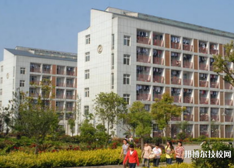 文山州財貿(mào)學(xué)校2023年招生辦聯(lián)系電話