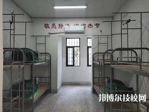 揚(yáng)州高等職業(yè)技術(shù)學(xué)校2022年宿舍條件