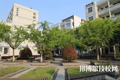 江蘇省蘇州絲綢中等專業(yè)學(xué)校2022年有哪些專業(yè)