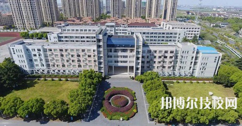 江蘇省蘇州絲綢中等專業(yè)學(xué)校怎么樣、好不好