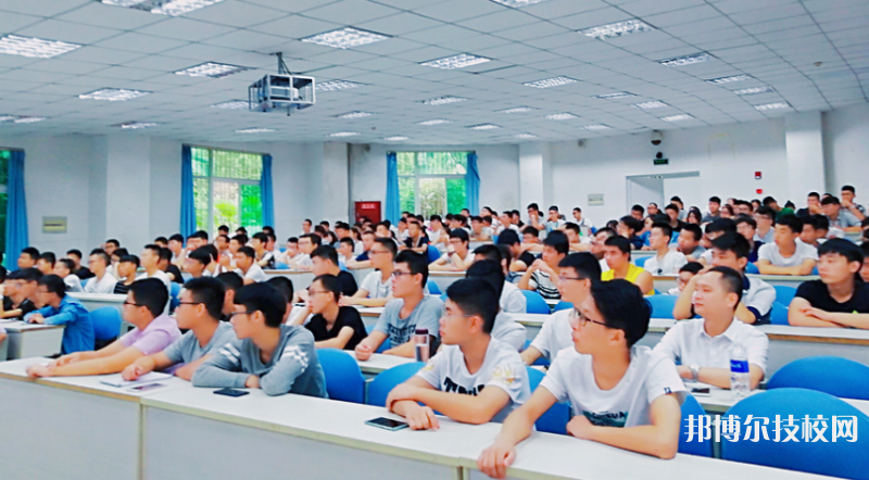 思茅衛(wèi)生學(xué)校2023年有哪些專業(yè)