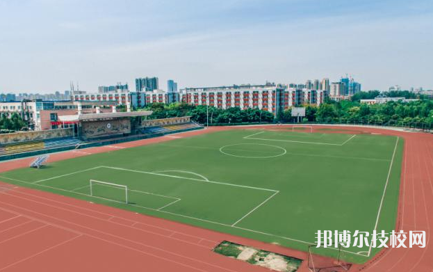 思茅衛(wèi)生學(xué)校2023年招生辦聯(lián)系電話