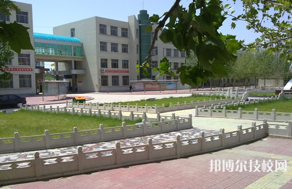 云南楚雄工業(yè)學(xué)校怎么樣、好不好