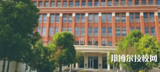 西昌現(xiàn)代職業(yè)技術(shù)學(xué)校2022年報名條件、招生要求、招生對象