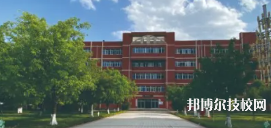 昆明市旅游職業(yè)學(xué)校2022年招生辦聯(lián)系電話