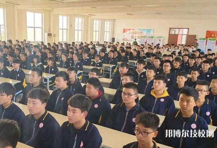泊頭職教中心2022年招生辦聯(lián)系電話
