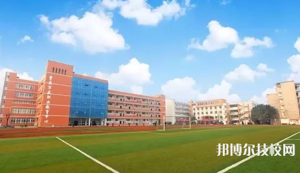 云南工藝美術(shù)學(xué)校2022年學(xué)費(fèi)、收費(fèi)多少