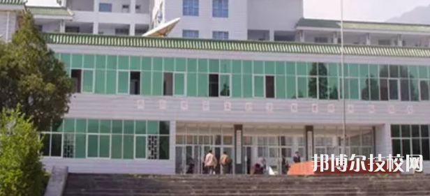 涼山民族師范學(xué)校2022年有哪些專業(yè)