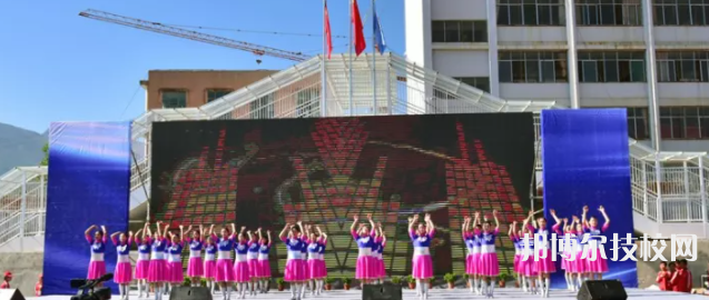 鹽源職業(yè)技術(shù)中學(xué)校2022年學(xué)費(fèi)、收費(fèi)多少