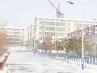 江蘇省金山中等專(zhuān)業(yè)學(xué)校2023年招生辦聯(lián)系電話(huà)