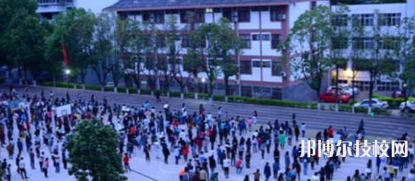 四川彝文學(xué)校2022年宿舍條件