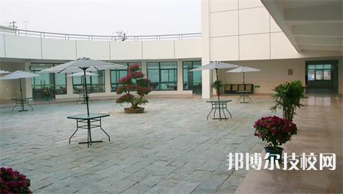 鎮(zhèn)江高等職業(yè)技術(shù)學(xué)校2022年有哪些專業(yè)