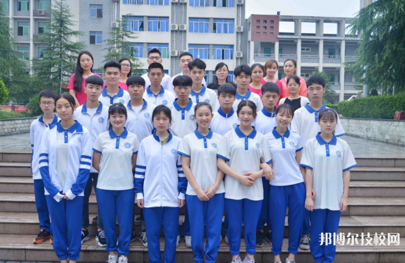 重慶九龍坡職業(yè)教育中心2022年報(bào)名條件、招生要求、招生對(duì)象