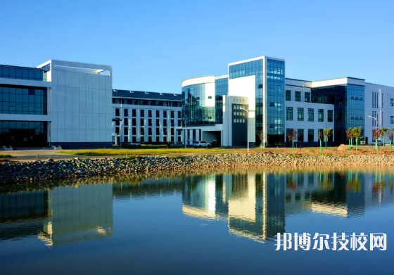 張掖職業(yè)技術(shù)教育中心2022年報名條件、招生要求、招生對象 