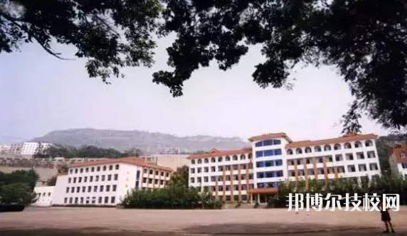 重慶萬(wàn)州第一職業(yè)高級(jí)中學(xué)2022年報(bào)名條件、招生要求、招生對(duì)象