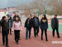 重慶統(tǒng)景職業(yè)中學2023年招生辦聯(lián)系電話