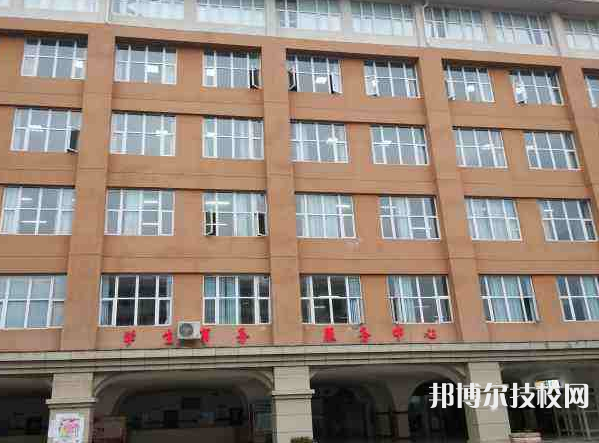 貴州護(hù)理職業(yè)技術(shù)學(xué)院(中職部)2022年報(bào)名條件、招生要求、招生對象
