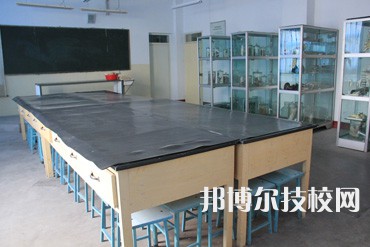  甘肅省蘭州體育運動學(xué)校2022年招生辦聯(lián)系電話