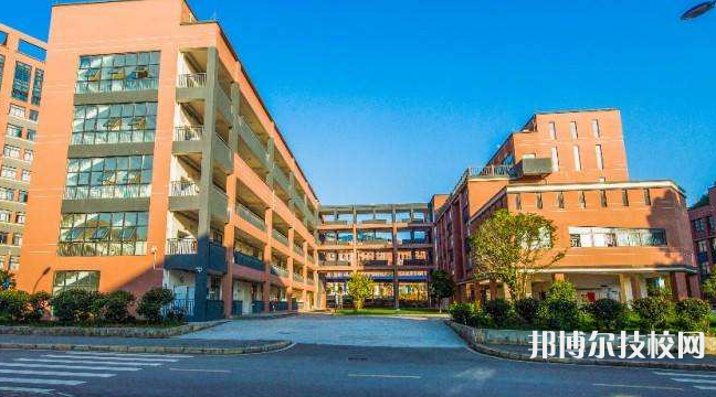 貴州建設(shè)職業(yè)技術(shù)學(xué)院(中職部)怎么樣、好不好