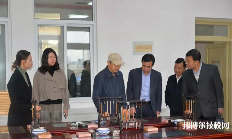 西和職業(yè)中等專業(yè)學(xué)校2022年招生辦聯(lián)系電話