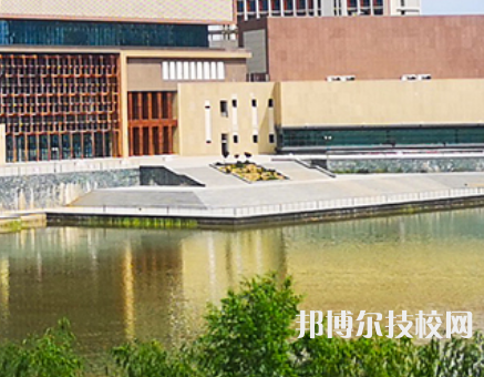 甘肅省商業(yè)學(xué)校2022年招生辦聯(lián)系電話