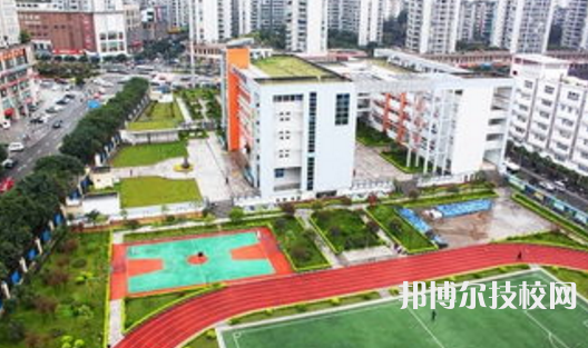 重慶人文藝術(shù)職業(yè)學(xué)校2022年招生辦聯(lián)系電話