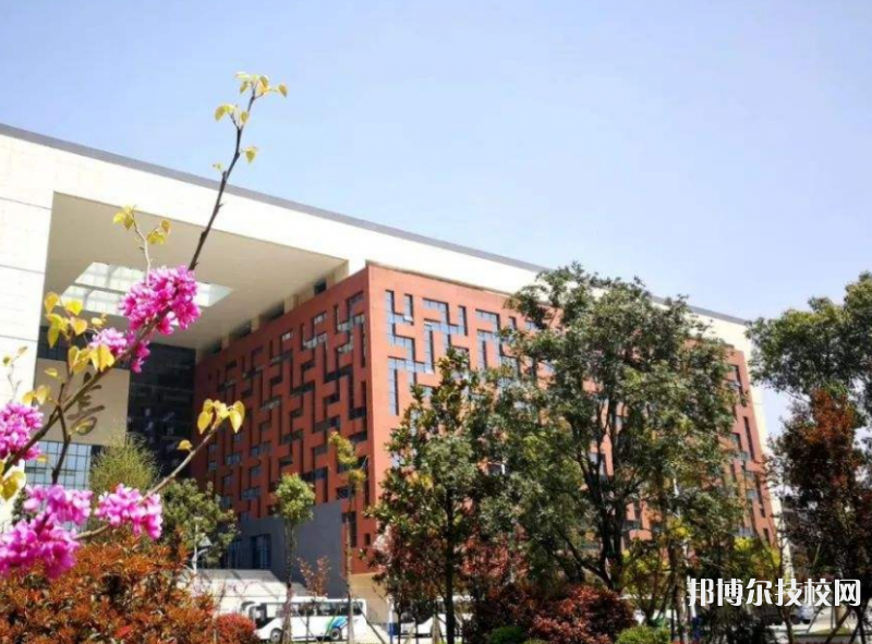 貴州電子商務職業(yè)技術(shù)學院(中職部)2022年招生辦聯(lián)系電話