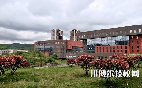 貴州輕工職業(yè)技術(shù)學(xué)院