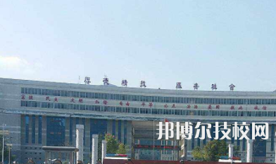 六盤水民族職業(yè)技術(shù)學(xué)校2022年報(bào)名條件、招生要求、招生對象