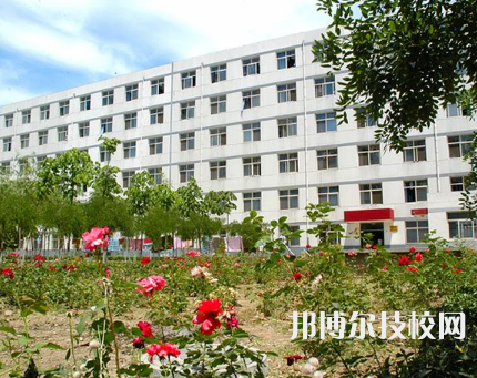 保定財(cái)貿(mào)學(xué)校2022年招生辦聯(lián)系電話