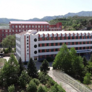 圍場(chǎng)職教中心