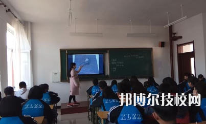 興隆職教中心2022年招生簡(jiǎn)章