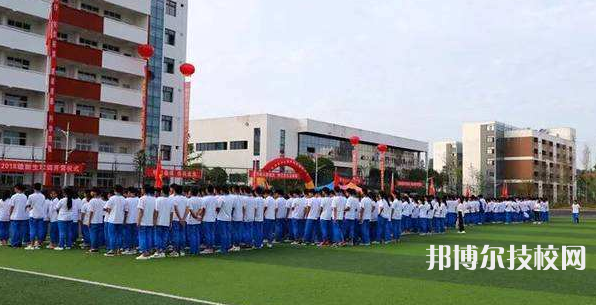 獨(dú)山中等職業(yè)學(xué)校2022年宿舍條件
