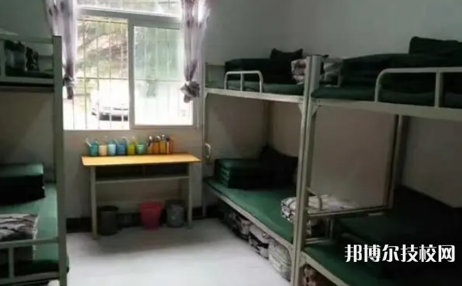 貴州現(xiàn)代經(jīng)濟(jì)學(xué)校2022年宿舍條件