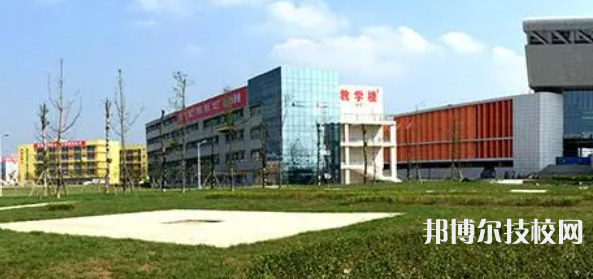 西翔航空學院2022年報名條件、招生要求、招生對象