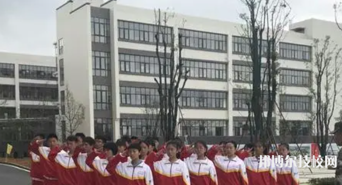 貴陽英才學(xué)校2022年報(bào)名條件、招生要求、招生對(duì)象