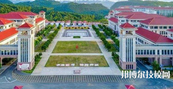 黔南民族職業(yè)技術(shù)學(xué)院(中職部)2022年報名條件、招生要求、招生對象