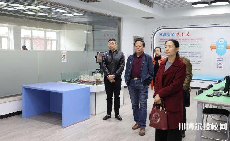 望都職教中心2022年招生辦聯(lián)系電話