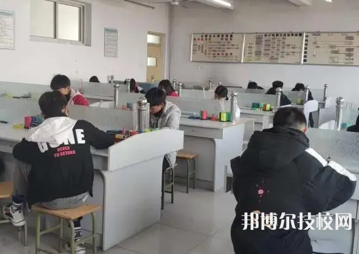 安新縣職業(yè)技術(shù)教育中心2022年有哪些專業(yè)