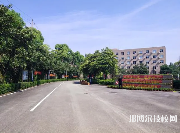 廣東2022年初中生能考中專嗎