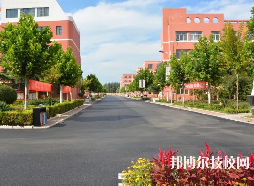 石家莊商業(yè)外事職業(yè)學(xué)校怎么樣、好不好