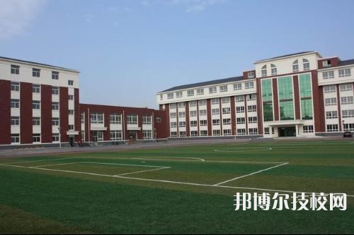 辛集市第二職業(yè)技術(shù)學校2022年招生辦聯(lián)系電話