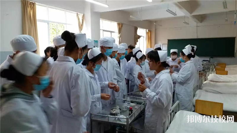云南中醫(yī)藥中等專業(yè)學(xué)校2022年有哪些專業(yè)