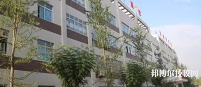 四川青神中等職業(yè)學(xué)校2022年學(xué)費(fèi)、收費(fèi)多少